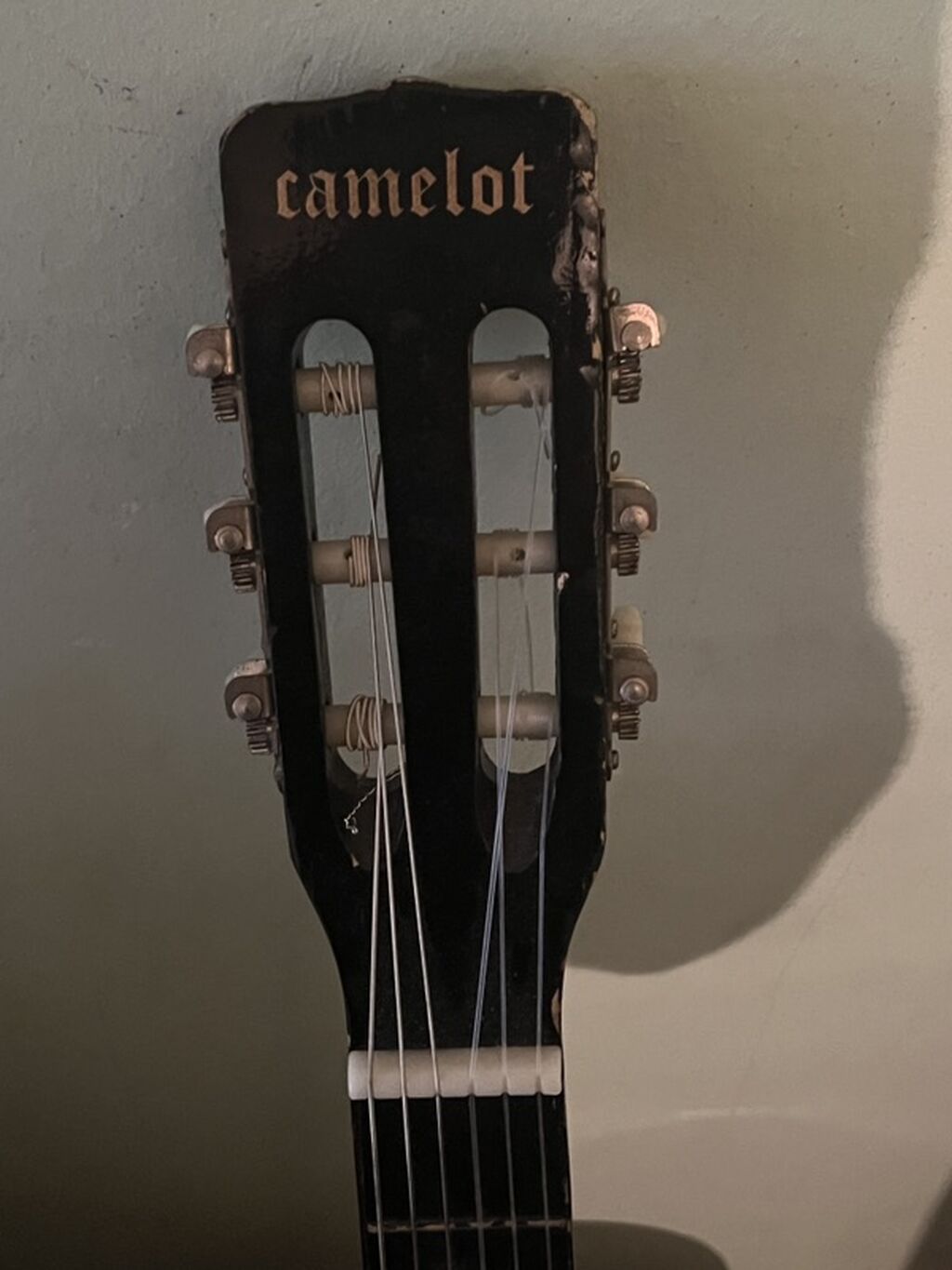 Klassik akustik gitara – Camelot - Brend/model: Camelot - Korpus: tam — Gitarlar və digər simli alətlər, Gəncə (2)