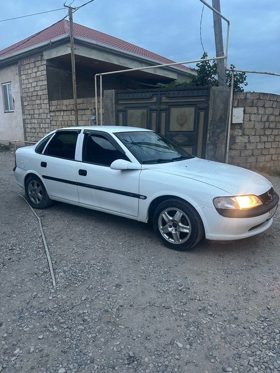 Opel Vectra, 1.8 L, 1996 il, 324 000 km — Avtomobillər, Sumqayıt (6)