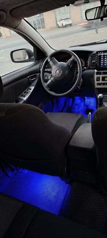 Toyota Corolla, 1.4 L, 2006 il, 228 130 km — Avtomobillər, Bakı (2)