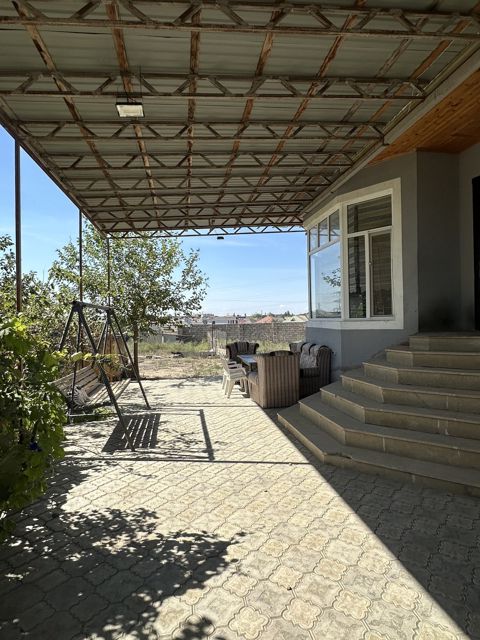 Satılır 4 otaqlı həyət evi/bağ evi 138 m² — Bakı