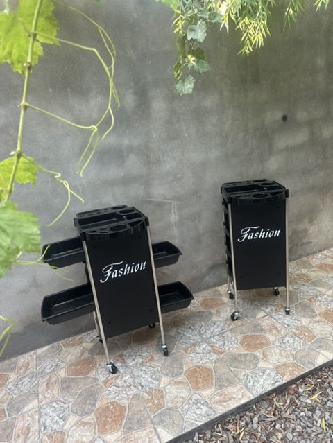 Peşəkar salon təkərli təşkilatçı arabaları - Rəng: qara, üzərində — Digah