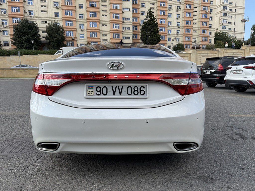 Hyundai Grandeur, 2.4 L, 2013 il, 246 000 km 90-VV-086 — Avtomobillər, Bakı (12)