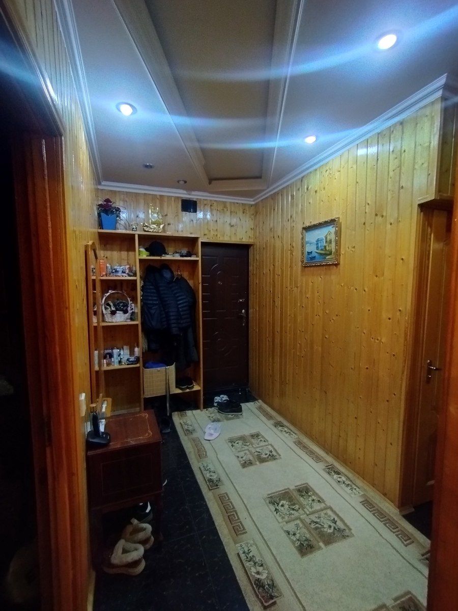 Satılır 4 otaqlı köhnə tikili 100 m² — Mənzil, Bakı (2)