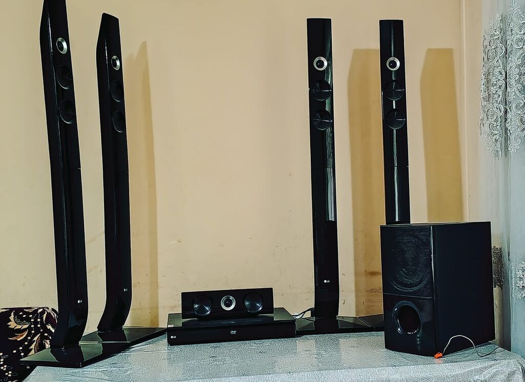 LG ev kinoteatrı akustik sistemi.tecili satilir — Akustik sistemlər, Xırdalan (2)