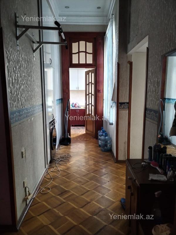 Satılır 5 otaqlı Bina evi menzil (Köhnə tikili), 200 m², Yasamal rayonu — Mənzil, Bakı (6)