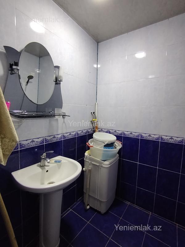 Satılır 3 otaqlı Bina evi menzil (Köhnə tikili), 70 m², 10-cu mikrorayon — Mənzil, Sumqayıt (8)