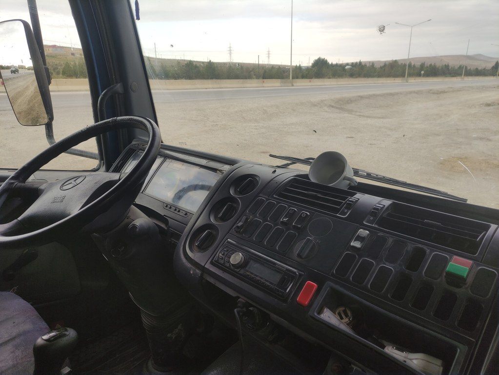 Mercedes Atego 1528, 6.4 L, 2000 il, 378 900 km 90-ZE-941 — Yük maşınları, Bakı (3)