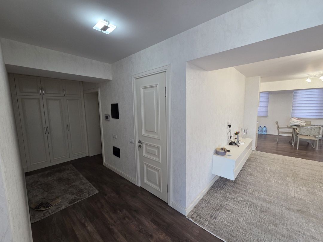 İcarəyə verilir 2 otaqlı köhnə tikili 90 m² — Mənzil, Bakı (11)