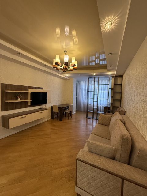 İcarəyə verilir 3 otaqlı yeni tikili 130 m² — Bakı