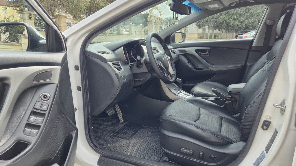 Hyundai Elantra, 1.8 L, 2011 il, 256 000 km — Avtomobillər, Bakı (9)