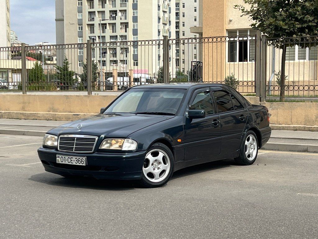 Mercedes C 200, 2.0 L, 1997 il, 558 545 km 01-CE-366 — Avtomobillər, Bakı (3)