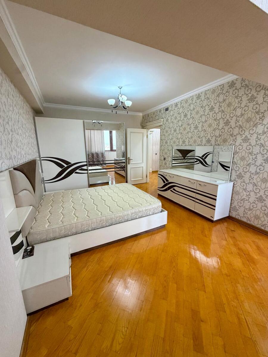 İcarəyə verilir 2 otaqlı köhnə tikili 72 m² — Mənzil, Bakı (8)