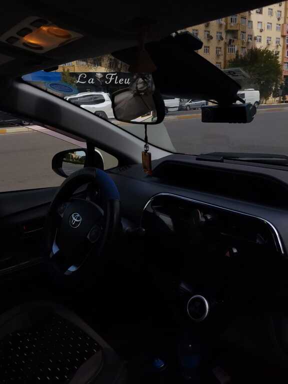 Toyota Aqua, 1.5 L, 0.87 kWh, 2019 il, 83 000 km — Avtomobillər, Sumqayıt (4)