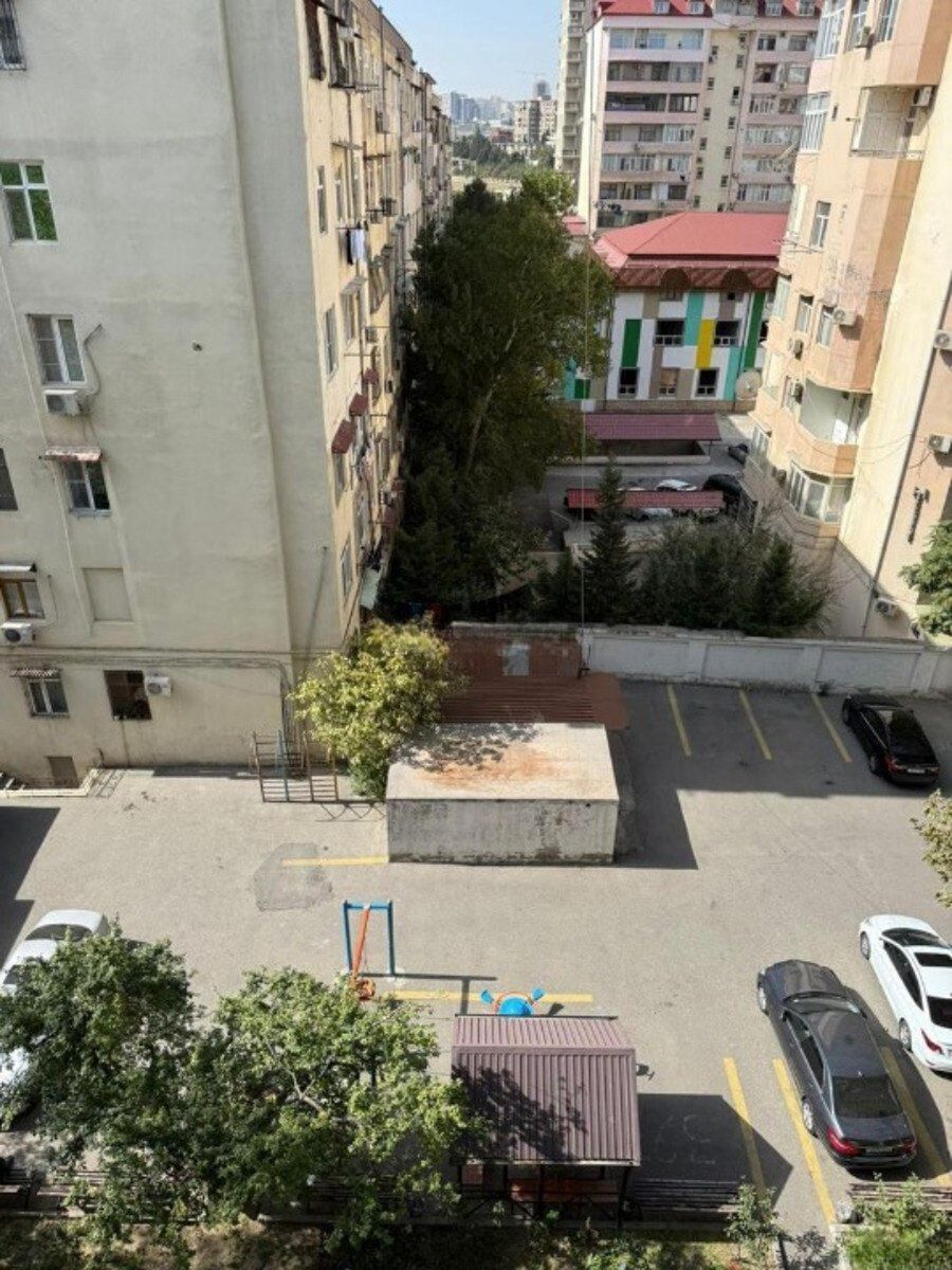 Satılır 3 otaqlı köhnə tikili 65 m² — Mənzil, Bakı (12)