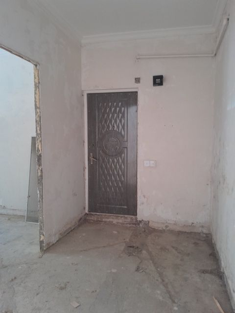 Satılır 4 otaqlı köhnə tikili 110 m² — Bakı