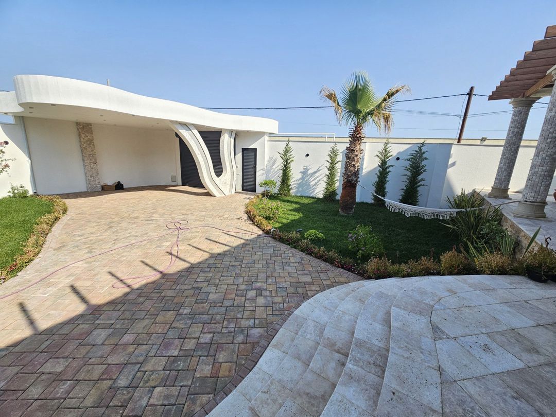 Satılır 4 otaqlı həyət evi/bağ evi 200 m² — Ev, villa, Bakı (9)