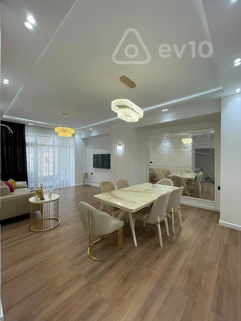 3 otaqlı mənzil, 150 m², Tblisi prospekti. — kirayə — Tural bəy — Kvartira