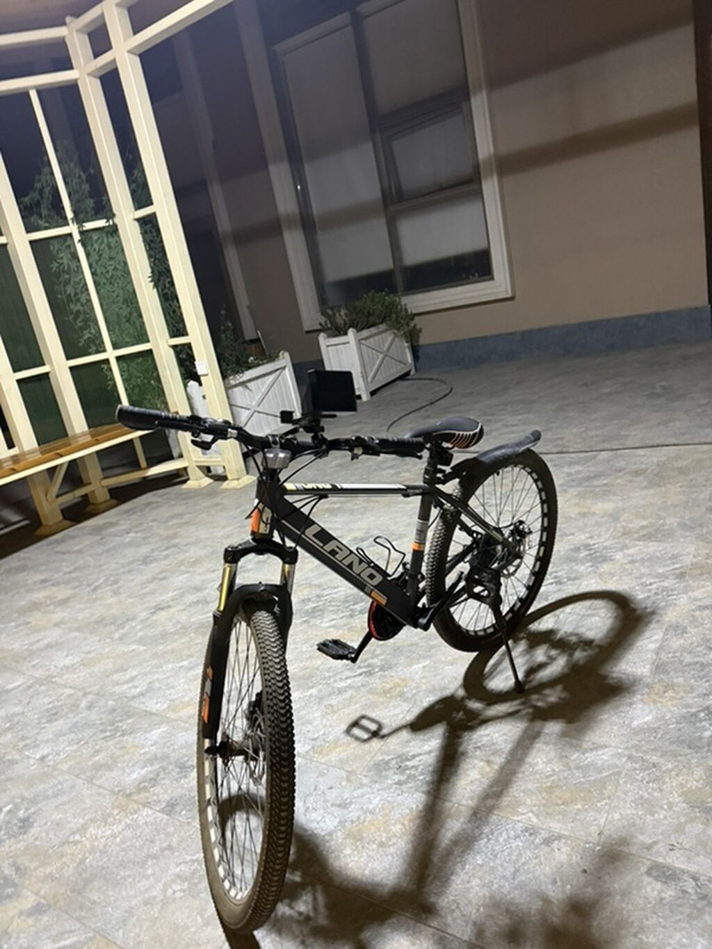 Lanq dağ/şossə hibrid velosipedi Xüsusiyyətlər: - Geniş ölçülü yüngül — Yol velosipedləri, Bakı (4)