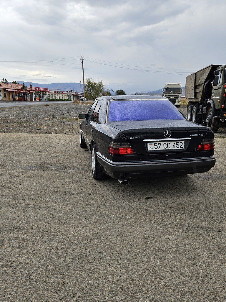 Mercedes 220 E, 2.2 L, 1994 il, 365 874 km 57-CO-452 — Avtomobillər, Şəmkir (4)