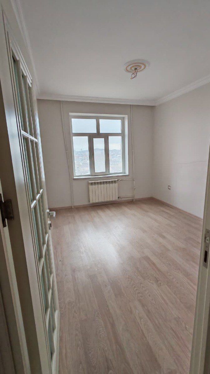 Satılır 2 otaqlı köhnə tikili 55 m² — Mənzil, Bakı (2)
