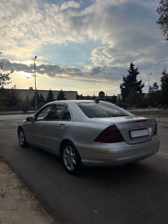 Mercedes C 240, 2.6 L, 2002 il, 235 459 km — Avtomobillər, Sumqayıt (9)