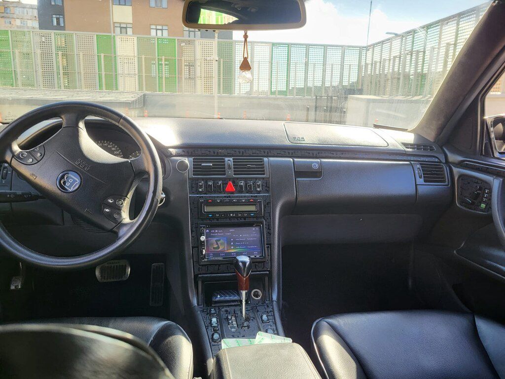 Mercedes E 320, 3.2 L, 1999 il, 350 000 km — Avtomobillər, Bakı (8)