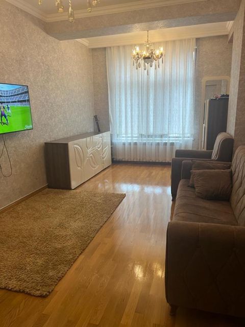 İcarəyə verilir 3 otaqlı yeni tikili 80 m² — Bakı