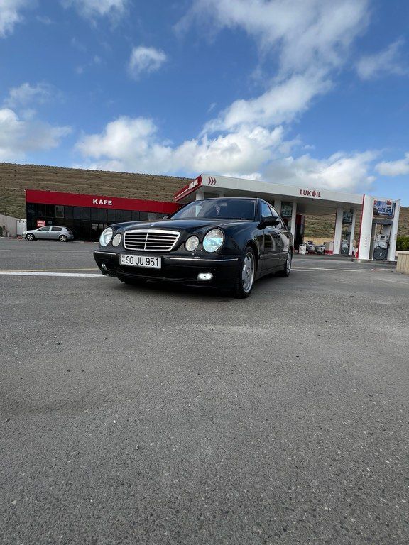 Mercedes E 320, 3.2 L, 2001 il, 380 000 km 90-UU-951 — Avtomobillər, Bakı (5)