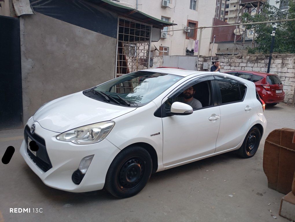 Toyota Aqua, 1.5 L, 0.9 kWh, 2017 il, 290 000 km — Avtomobillər, Bakı (8)
