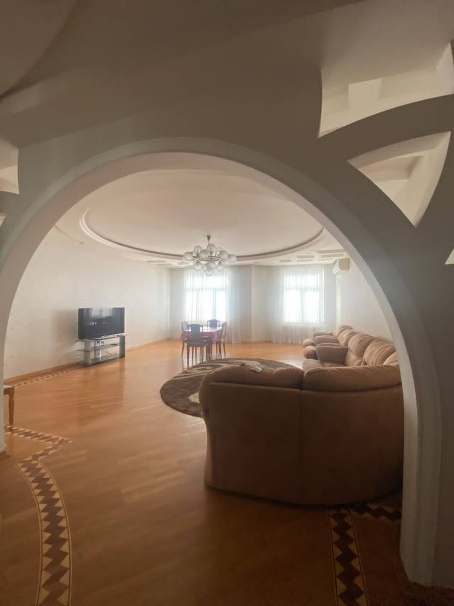İcarəyə verilir 3 otaqlı yeni tikili 170 m² — Mənzil, Bakı (2)