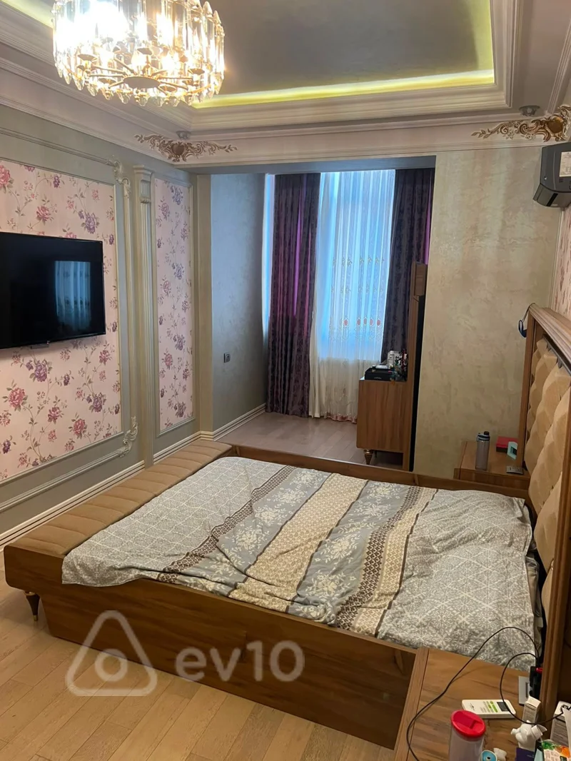 4 otaqlı mənzil, 180 m², Zahid Xəlilov — Mənzil, Bakı (10)