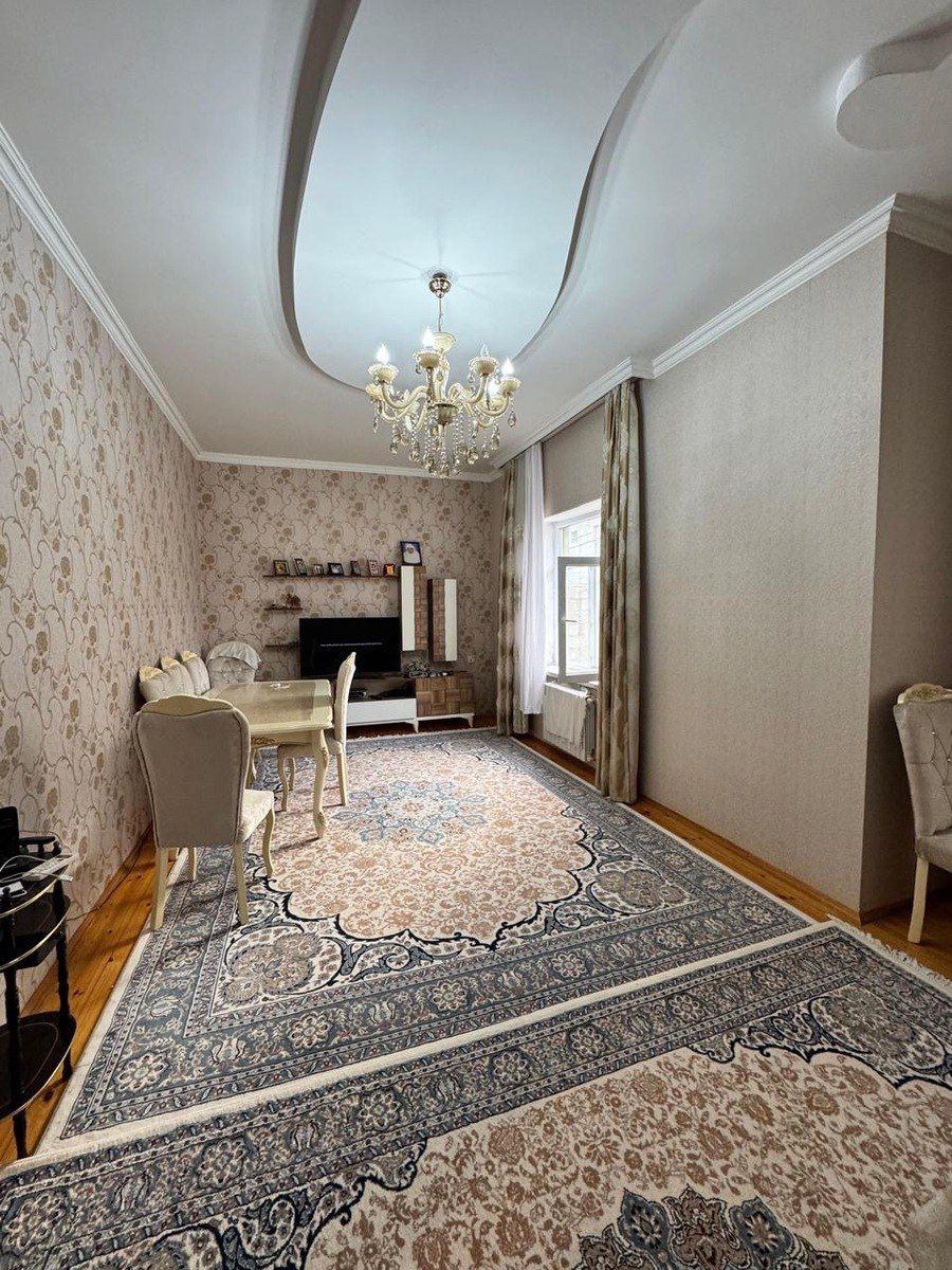 Satılır 8 otaqlı həyət evi/bağ evi 300 m² — Ev, villa, Bakı (3)