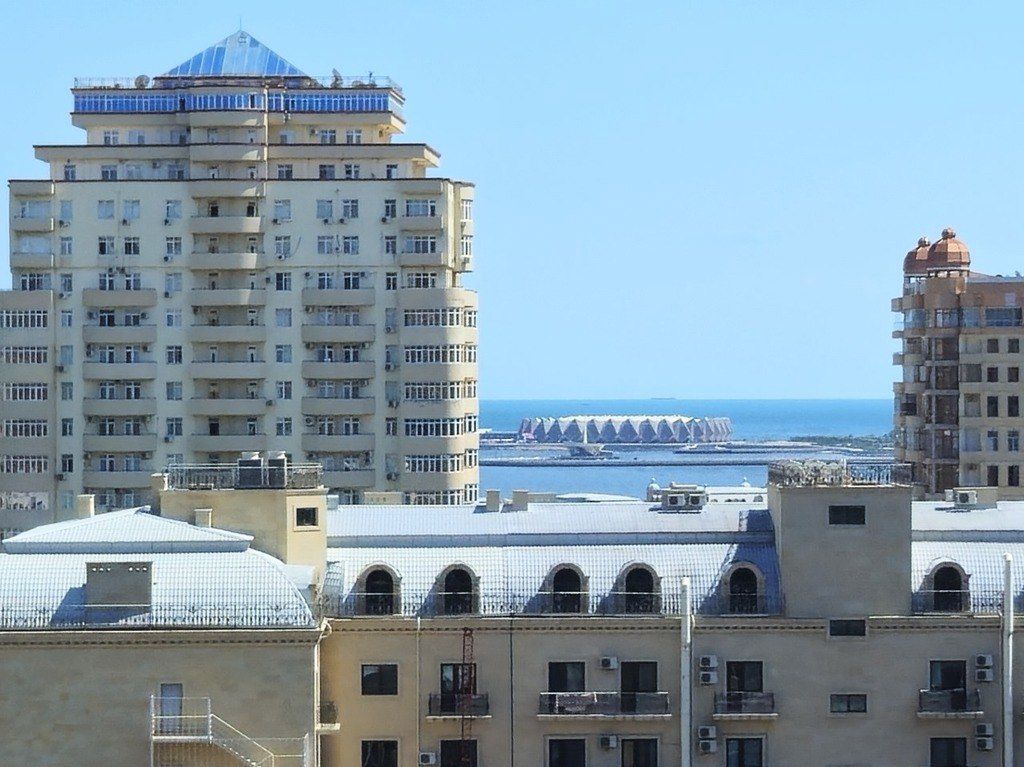 Satılır 5 otaqlı yeni tikili 267 m² — Mənzil, Bakı (4)