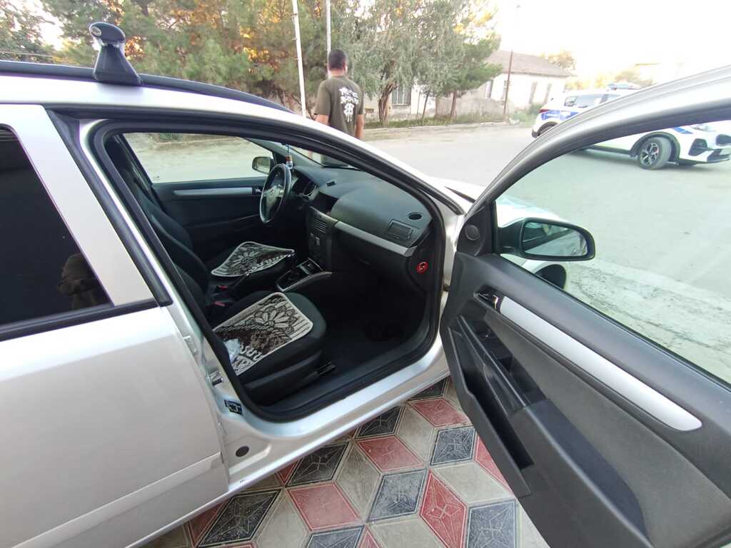 Opel Astra, 1.6 L, 2005 il, 298 000 km 99-US-253 — Avtomobillər, Hacıqabul (5)