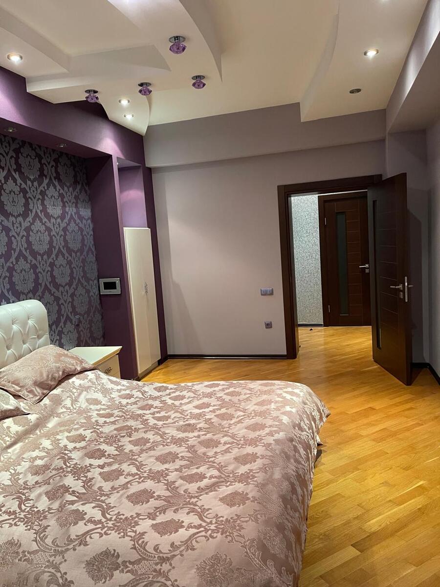 Satılır 3 otaqlı yeni tikili 160 m² — Mənzil, Bakı (7)