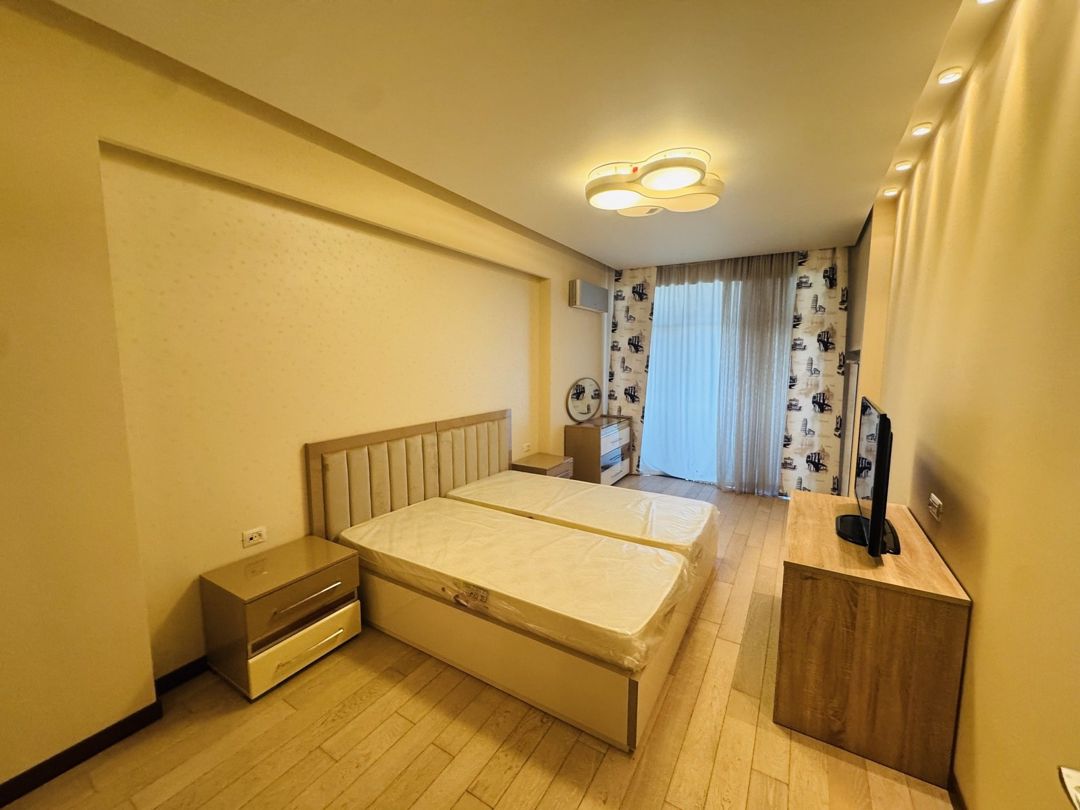İcarəyə verilir 3 otaqlı yeni tikili 300 m² — Mənzil, Bakı (12)