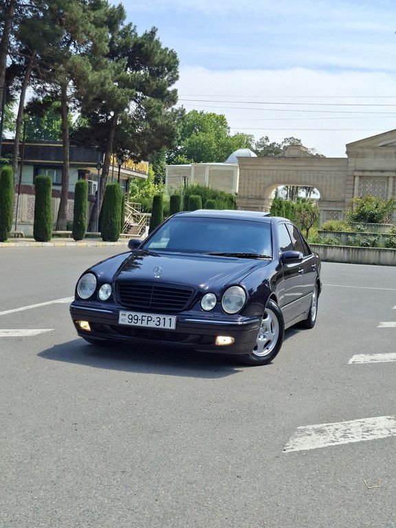 Mercedes E 320, 3.2 L, 1999 il, 450 520 km 99-FP-311 — Avtomobillər, Ağcabədi (2)