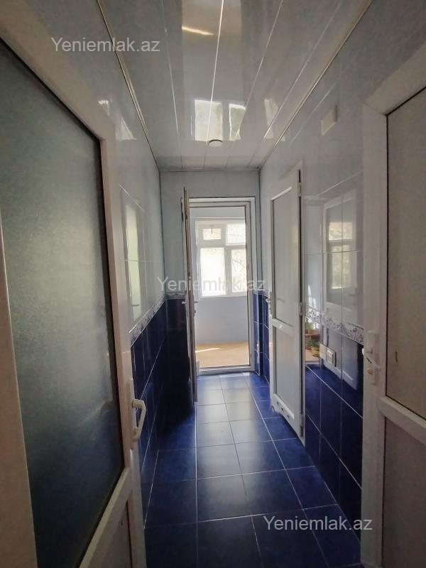 Satılır 3 otaqlı Bina evi menzil (Köhnə tikili), 70 m², 10-cu mikrorayon — Mənzil, Sumqayıt (12)