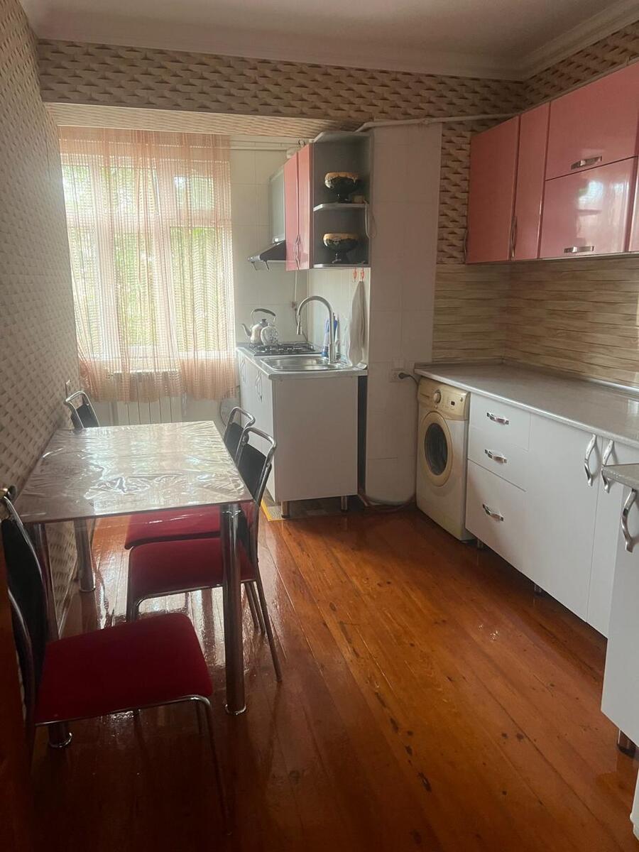 İcarəyə verilir 2 otaqlı köhnə tikili 72 m² — Mənzil, Bakı (5)