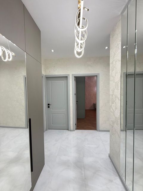 Satılır 3 otaqlı köhnə tikili 80 m² — Bakı