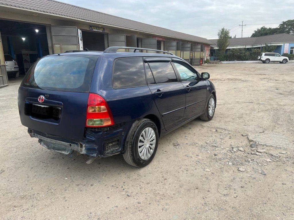 Toyota Corolla, 1.4 L, 2005 il, 263 313 km — Avtomobillər, Bakı (3)