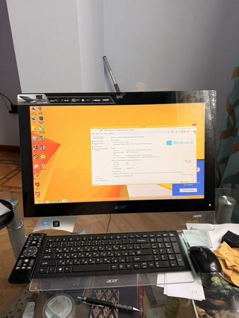 Acer Aspire 5600U All-in-One PC - 23 düymlük Full HD ekran, kənarda — Bakı