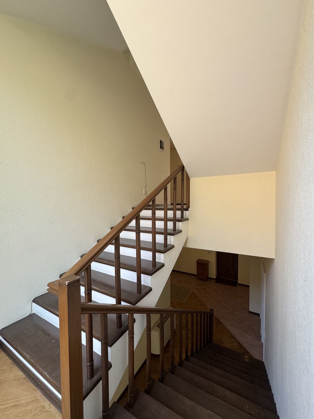 Satılır 5 otaqlı həyət evi/bağ evi 330 m² — Ev, villa, Bakı (9)