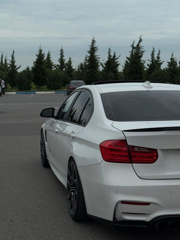 BMW 330, 2.0 L, 2015 il, 204 000 km — Avtomobillər, Sumqayıt (4)