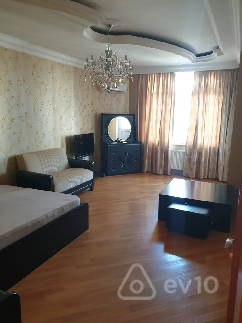 2 otaqlı mənzil, 70 m², Təbriz küçəsi — Bakı