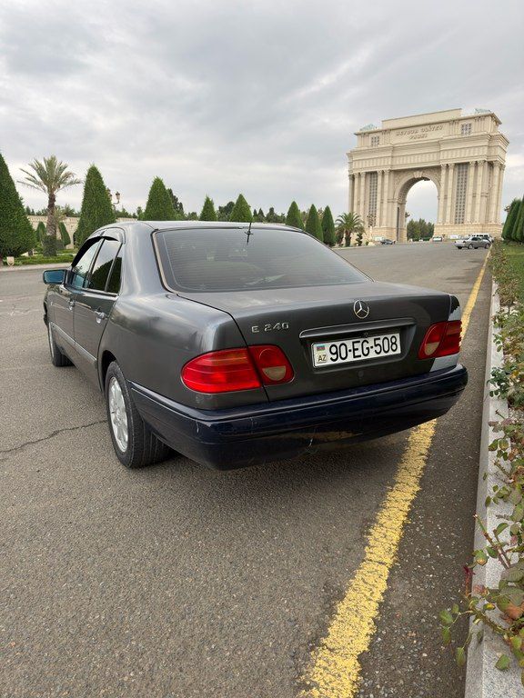 Mercedes E 240, 2.4 L, 1998 il, 470 000 km 90-EG-508 — Avtomobillər, Gəncə (2)