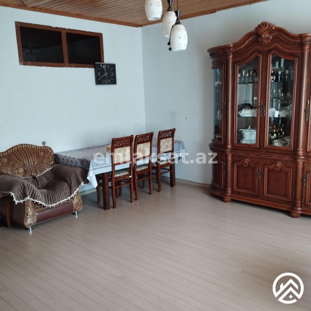 Satılır 3 otaq köhnə tikili 108 m², Yeni Günəşli — Mənzil, Bakı