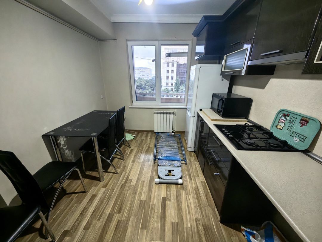 Satılır 1 otaqlı köhnə tikili 45 m² — Mənzil, Bakı (5)