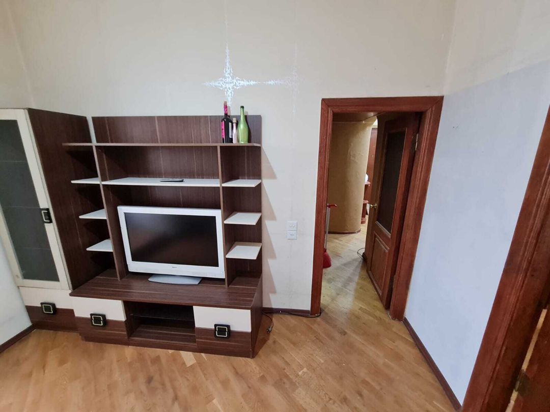 İcarəyə verilir 2 otaqlı köhnə tikili 70 m² — Mənzil, Bakı (3)