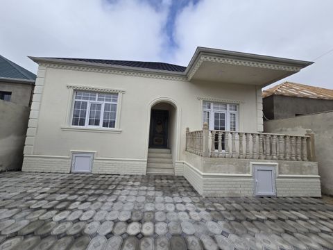 Satılır 4 otaqlı həyət evi/bağ evi 115 m² — Bakı